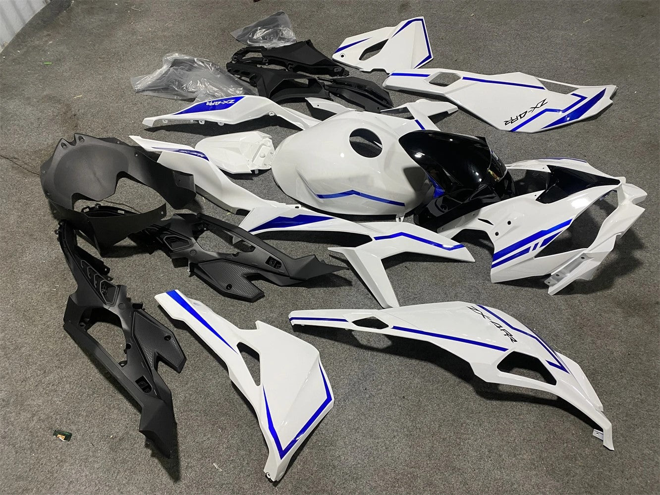 Carrozzeria kit carenatura iniezione Kawasaki Ninja ZX-25R ZX-4R ZX-4RR 2019-2026