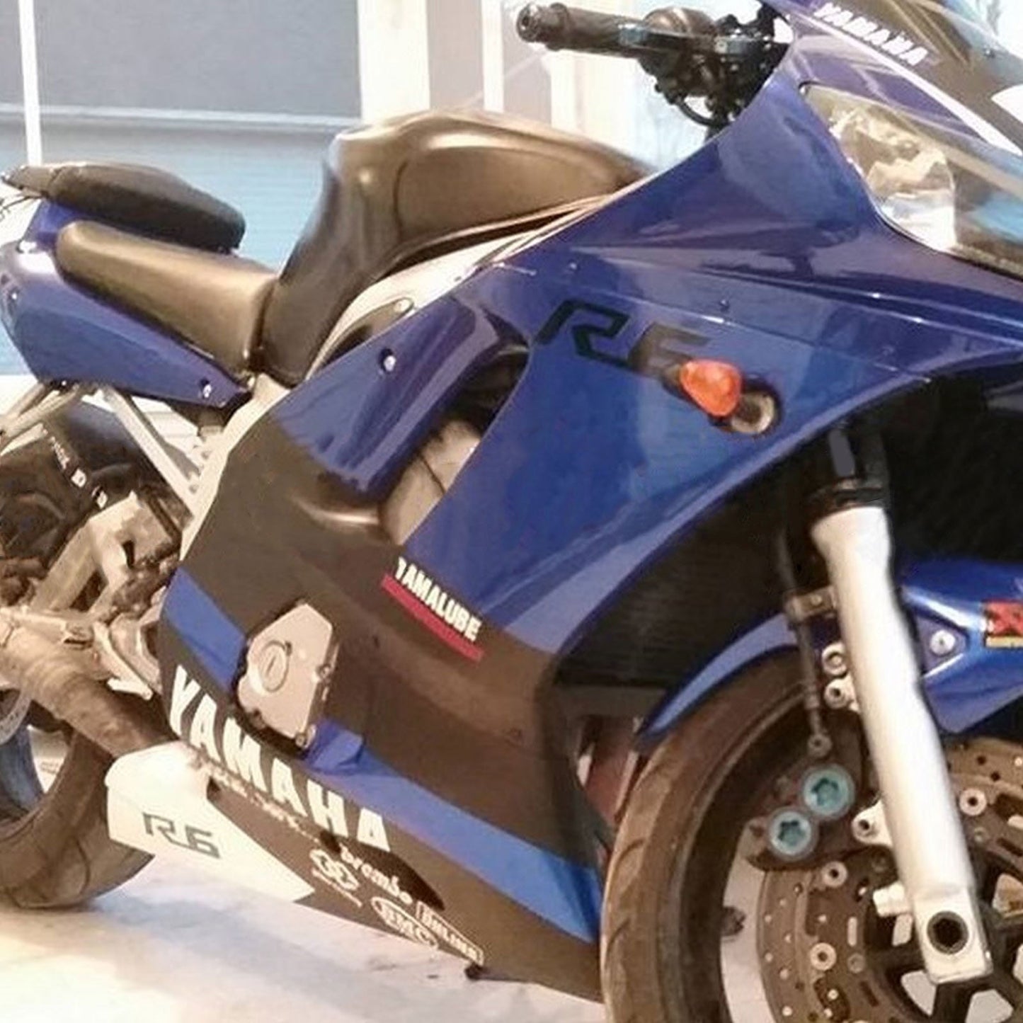 Amotopart Yamaha 1998-2002 YZF 600 R6 Mix nero Kit di paura blu