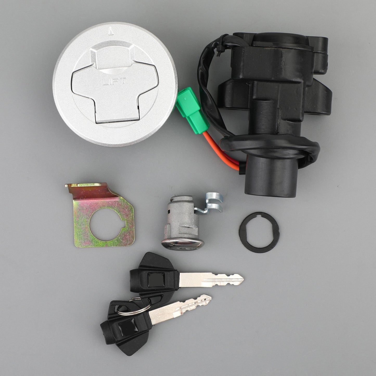 Interruttore di accensione Blocco tappo serbatoio carburante Set adatto per Suzuki GSX150 GIXXER155 2016-2018 Generico