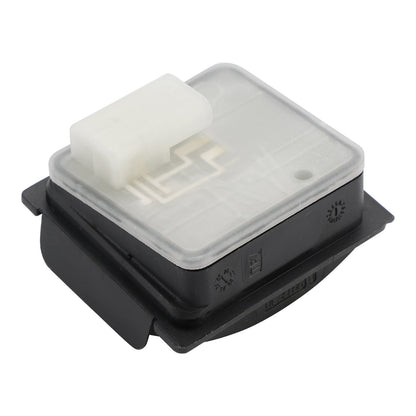 Attuatore motore di rilascio sportello carburante Mercedes-Benz EQC Hybrid A0008206212