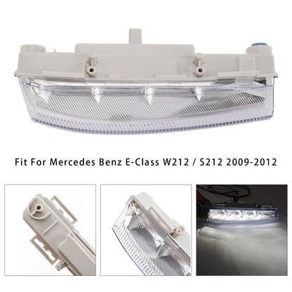 Fari fendinebbia diurni a LED lato destro per Mercedes Benz W204 S204 W212 2007-2014