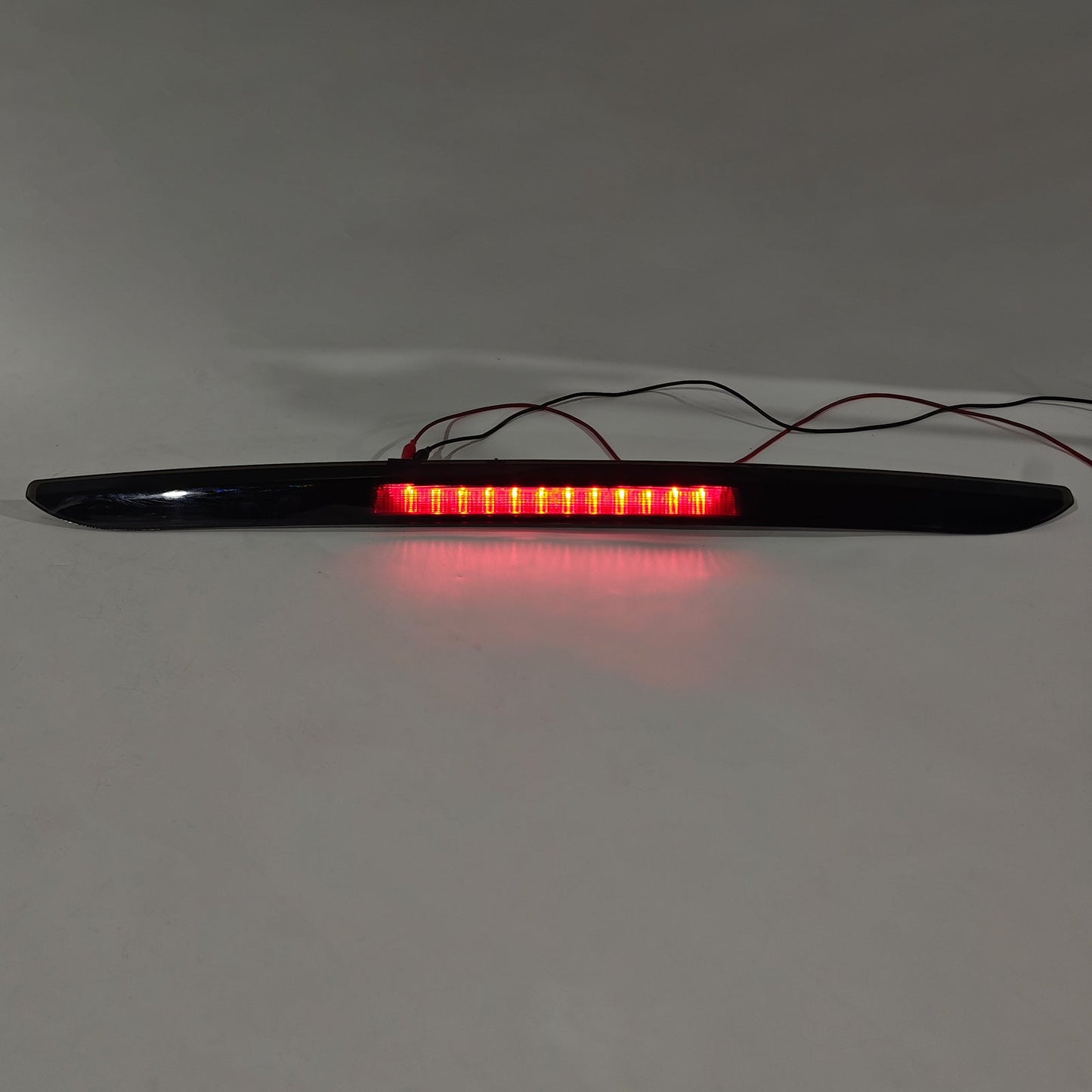 Luce freno posteriore di terza posizione per Volvo XC60 2008-2017, codice 30764562 31420367, colore nero.