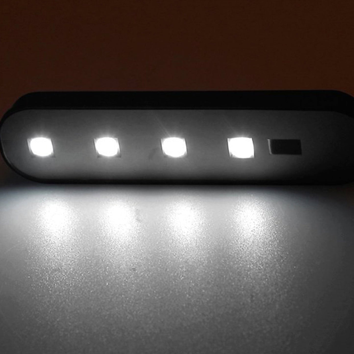 4 pezzi di luce di sicurezza per decorazione portiera auto, luce lampeggiante di avvertimento con rilevamento automatico