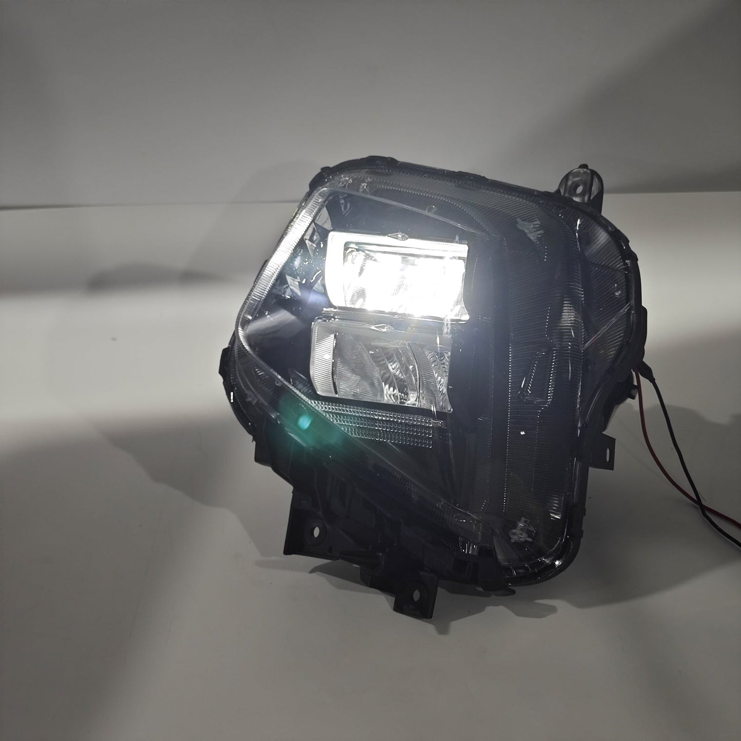 Gruppo faro anteriore sinistro Hyundai Tucson 2025-2026 92101-CW650