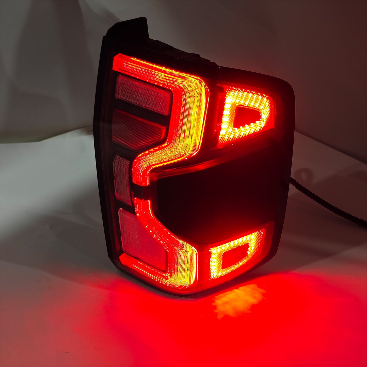 Gruppo ottico posteriore a LED sinistro e destro Ford Ranger 2022+