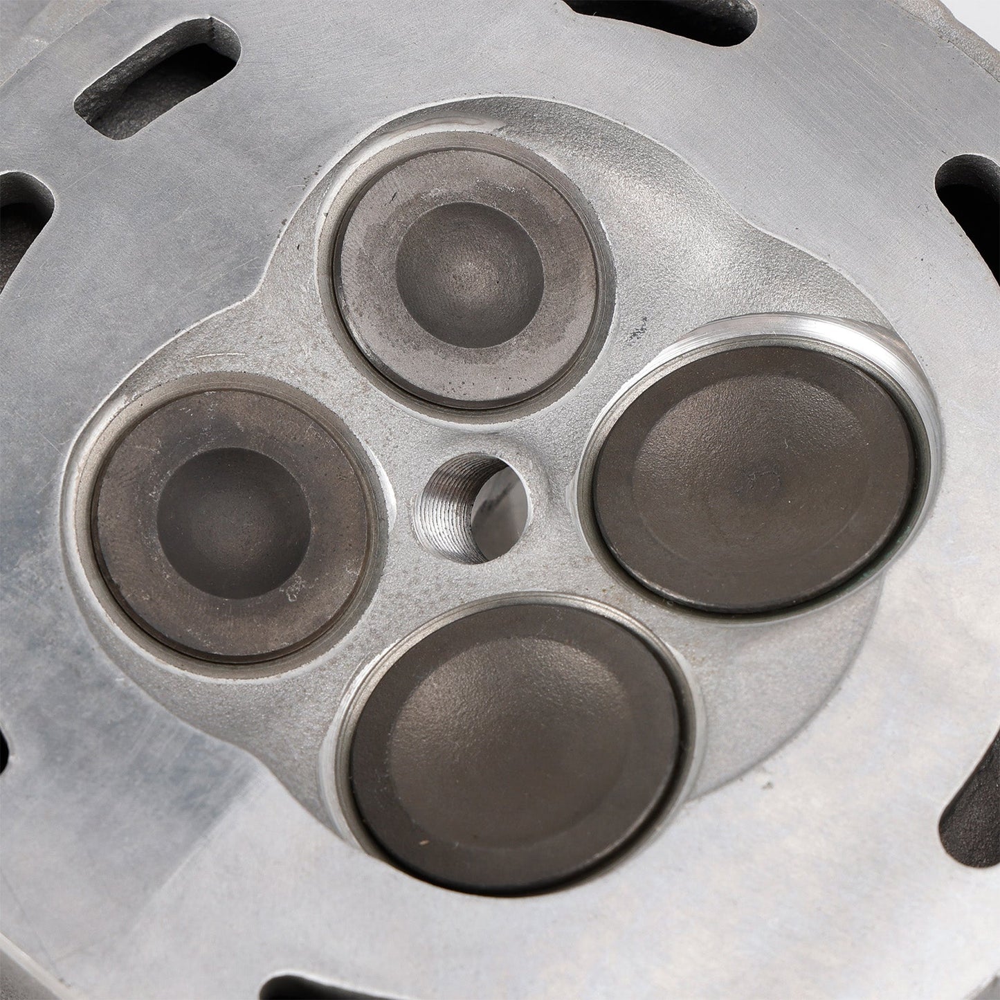 Testata cilindro Can-Am Outlander Max 800 4x4 XT HO EFI 2007, valvole, estremità superiore anteriore e posteriore 420613532 420613534