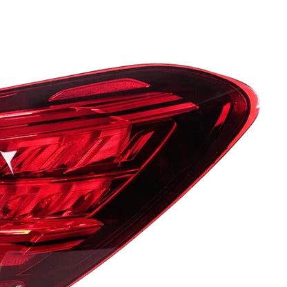 Mercedes Benz W205 Facelift C43 AMG 4Matic 2019-2021 Fanale posteriore destro a LED, luce freno 2059067103 2059067203