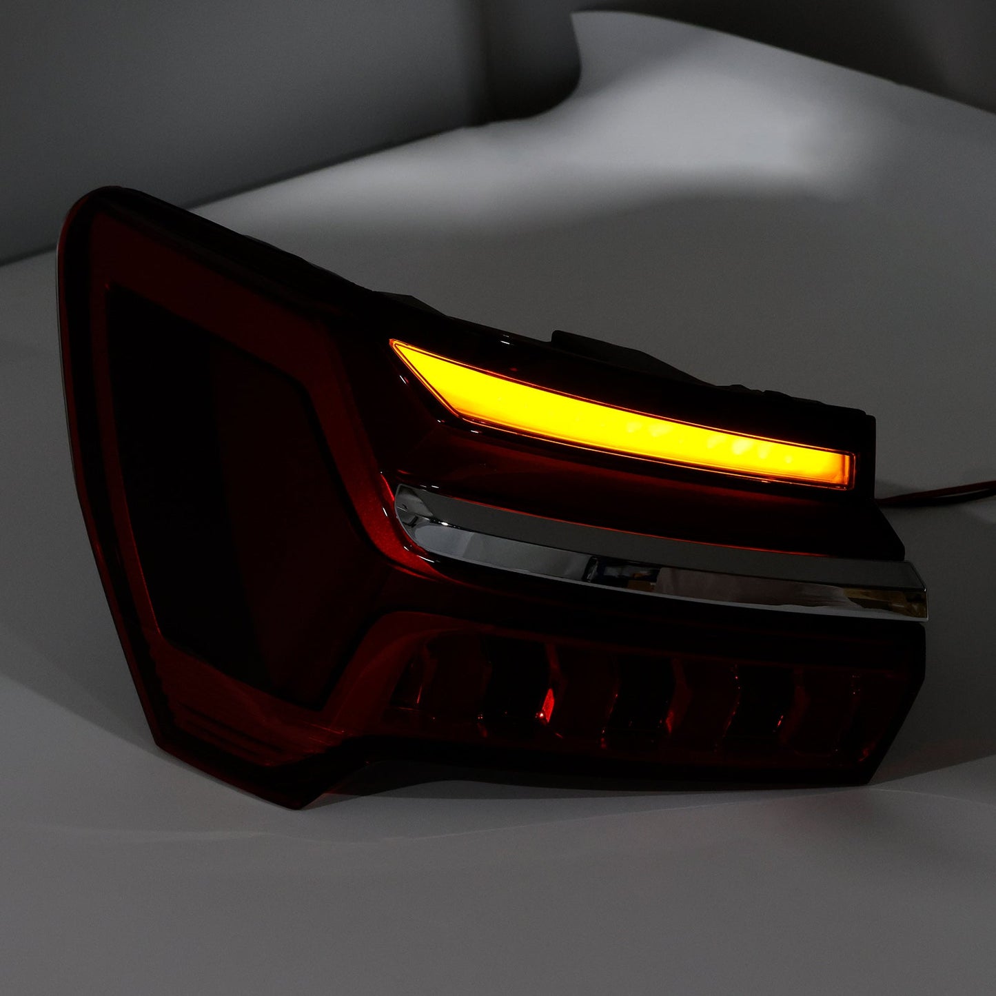 Gruppo fanale posteriore esterno sinistro a LED per Audi A6 C8 2019-2023 4KD945091