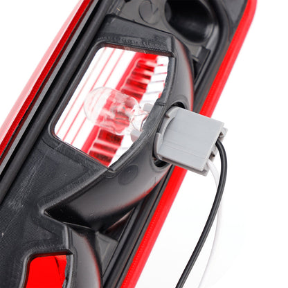 Terza luce di stop alogena per Chevy Silverado 2007-2013
