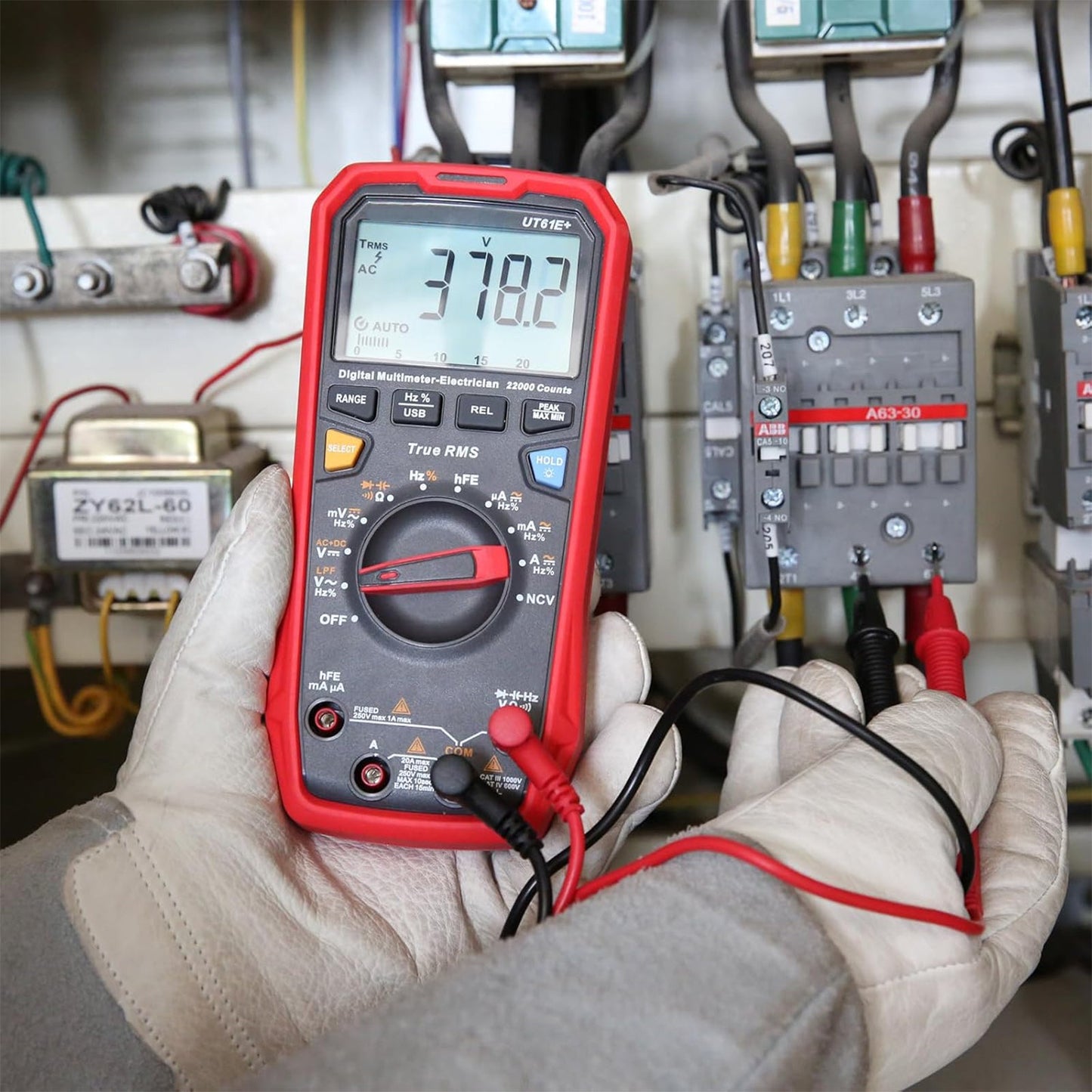 Multimetri digitali UT61E+ AC/DC, moderni multimetri digitali a selezione automatica della portata.