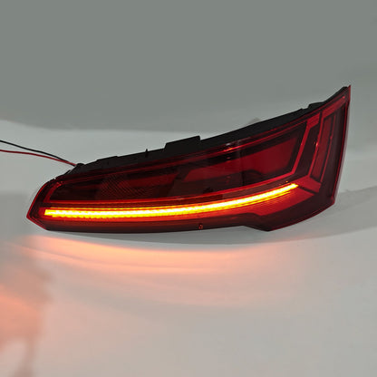 Fanale posteriore destro a LED per Audi Q5 MK2 FACELIFT 2021-2024 LED 5 PIN