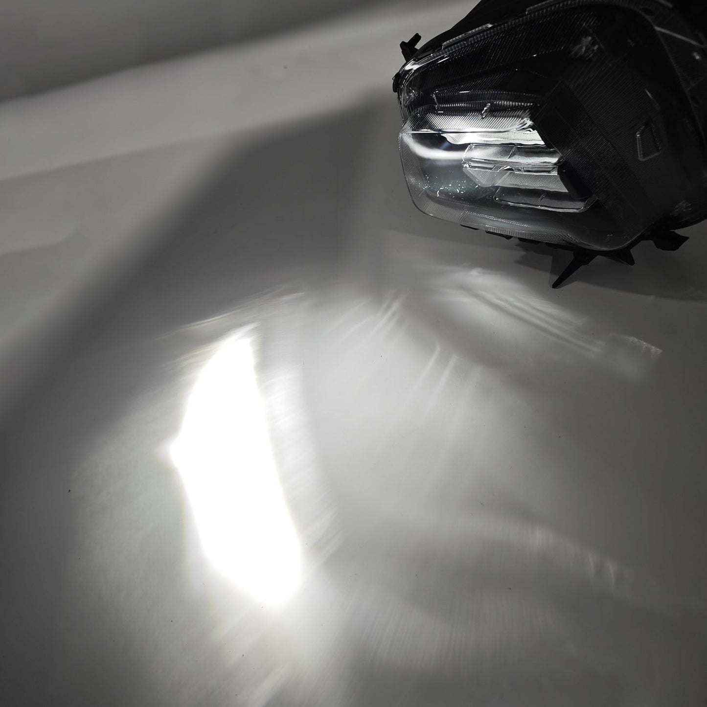 Gruppo faro anteriore sinistro Hyundai Tucson 2025-2026 92101-CW650