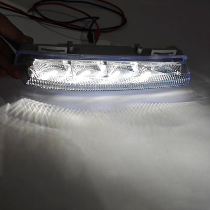 Fari fendinebbia diurni a LED lato destro per Mercedes Benz W204 S204 W212 2007-2014