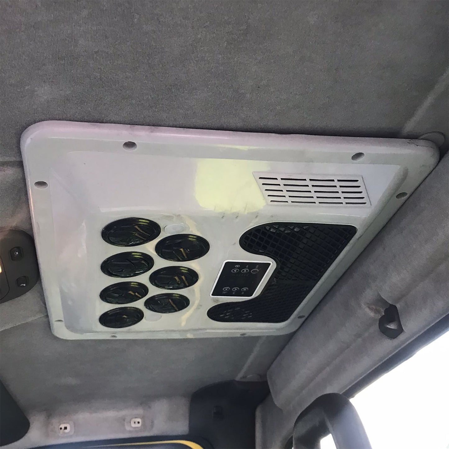 Condizionatore d'aria per camper a pompa di calore da 24 V, unità senza canalizzazione, riscaldamento/raffreddamento per camper e roulotte.