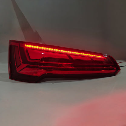 Fanale posteriore sinistro+destro a LED per Audi Q5 MK2 FACELIFT 2021-2024 LED 5 PIN