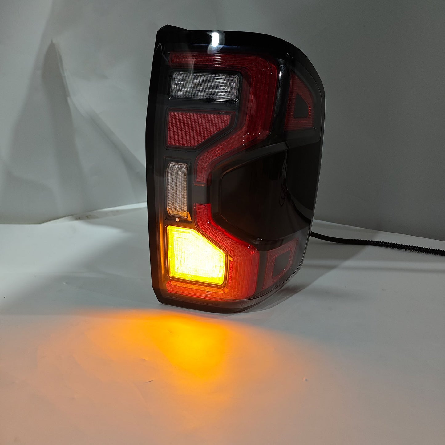 Gruppo ottico posteriore a LED sinistro e destro Ford Ranger 2022+
