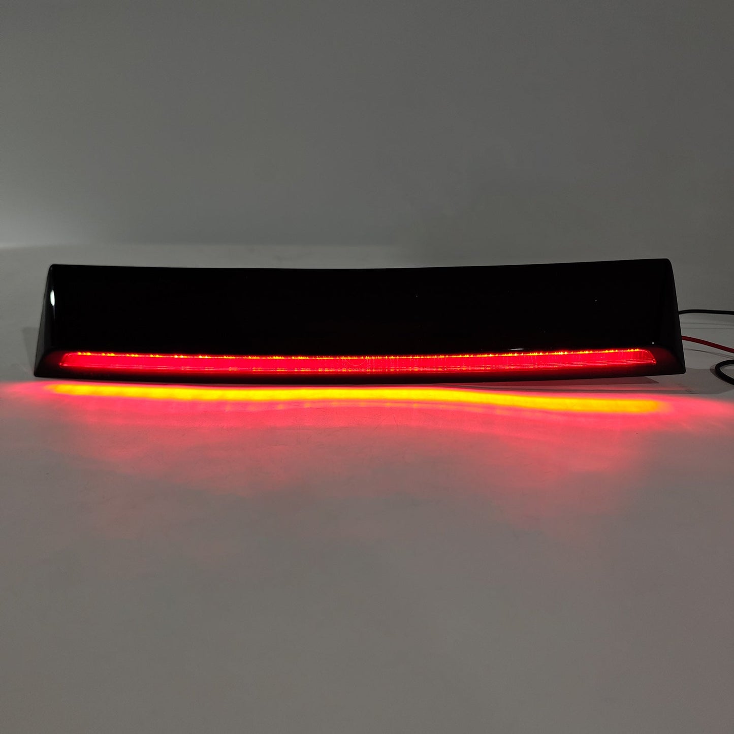 Modelli Ford Expedition e Lincoln Navigator 2018-2024 Gruppo luce terzo stop JL1Z13A613C 923-300