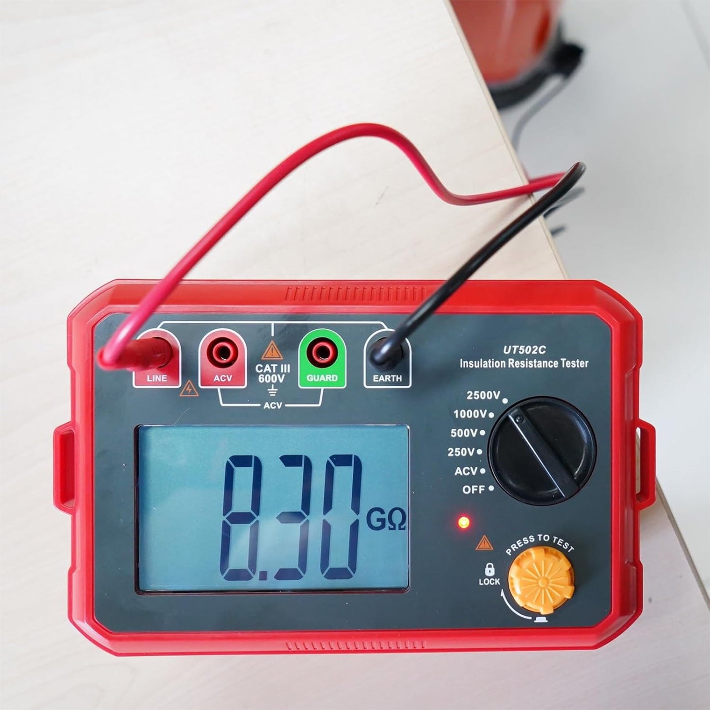 Megohmmetro digitale UT502C, tester di resistenza di isolamento, multimetro