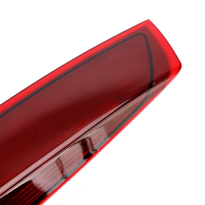 Terza luce di stop per Mercedes Vito (W447) modelli 2014-2020 con portellone posteriore, colore rosso.