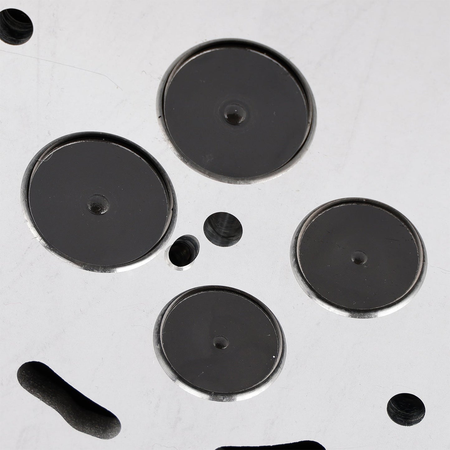 D4EA per Hyundai Santa Fe II 2.2 CRDi, Sonata V 2.0CRDi, Trajet 2.0 CRDi 2210027800 Gruppo testata con kit guarnizioni