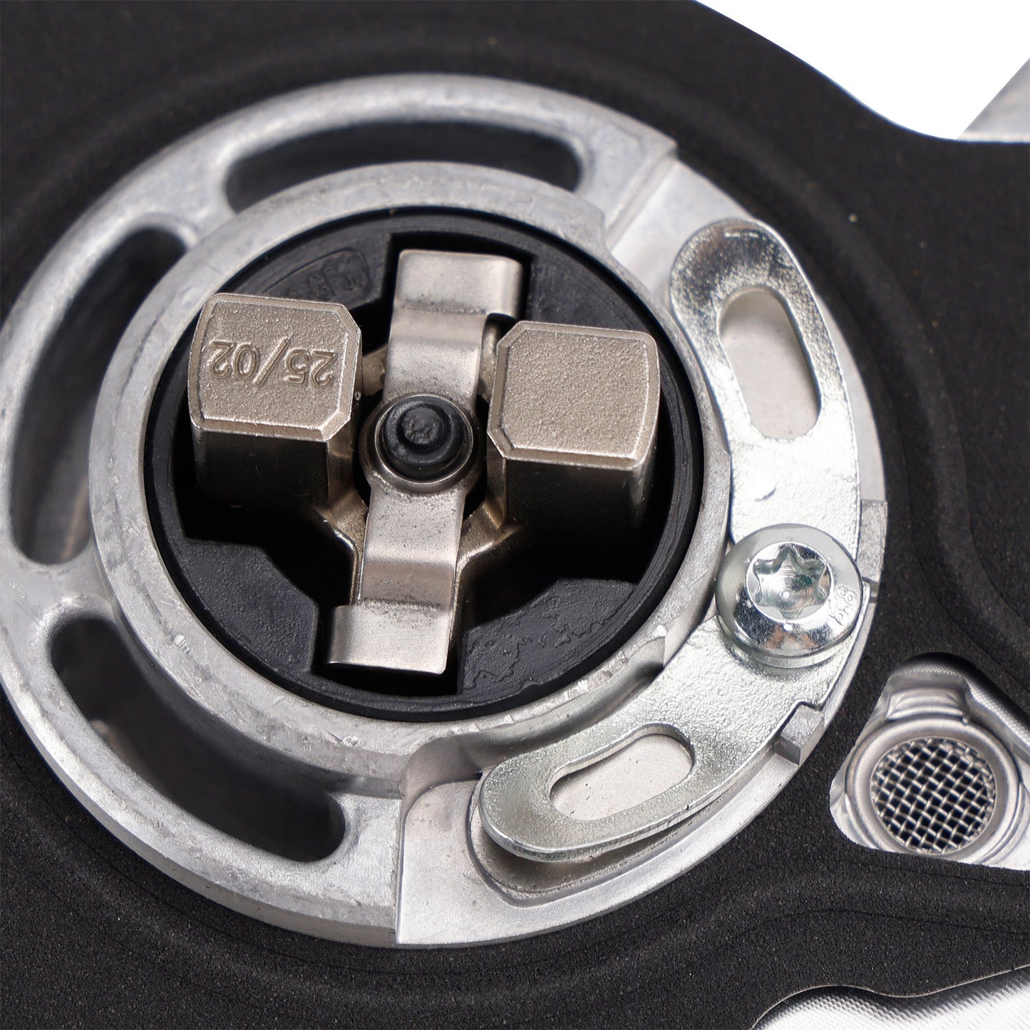 Pompa del vuoto per SUV JEEP RENEGADE (BU, B1, BV) 1.3 T-GDi 4x4 - 1332 132 180, codice 46337111, anno 2018.