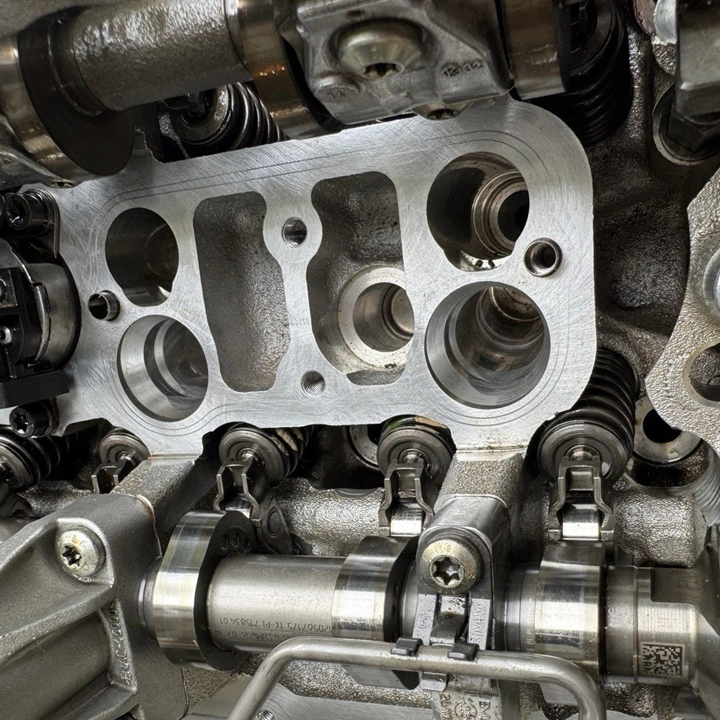 Gruppo testata motore BMW 320i 328i 428i 528i 11127624778
