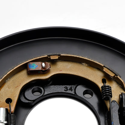 Piastra freno di stazionamento posteriore sinistra+destra Kia Sorento 2010-2012 582502P100+582702P100