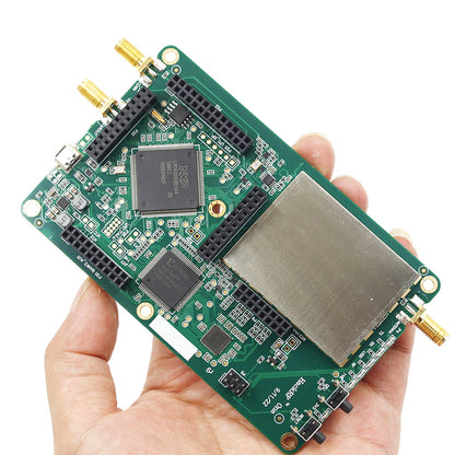 Scheda di sviluppo SDR per piattaforma radio software open source HackRF da 1 MHz a 6 GHz