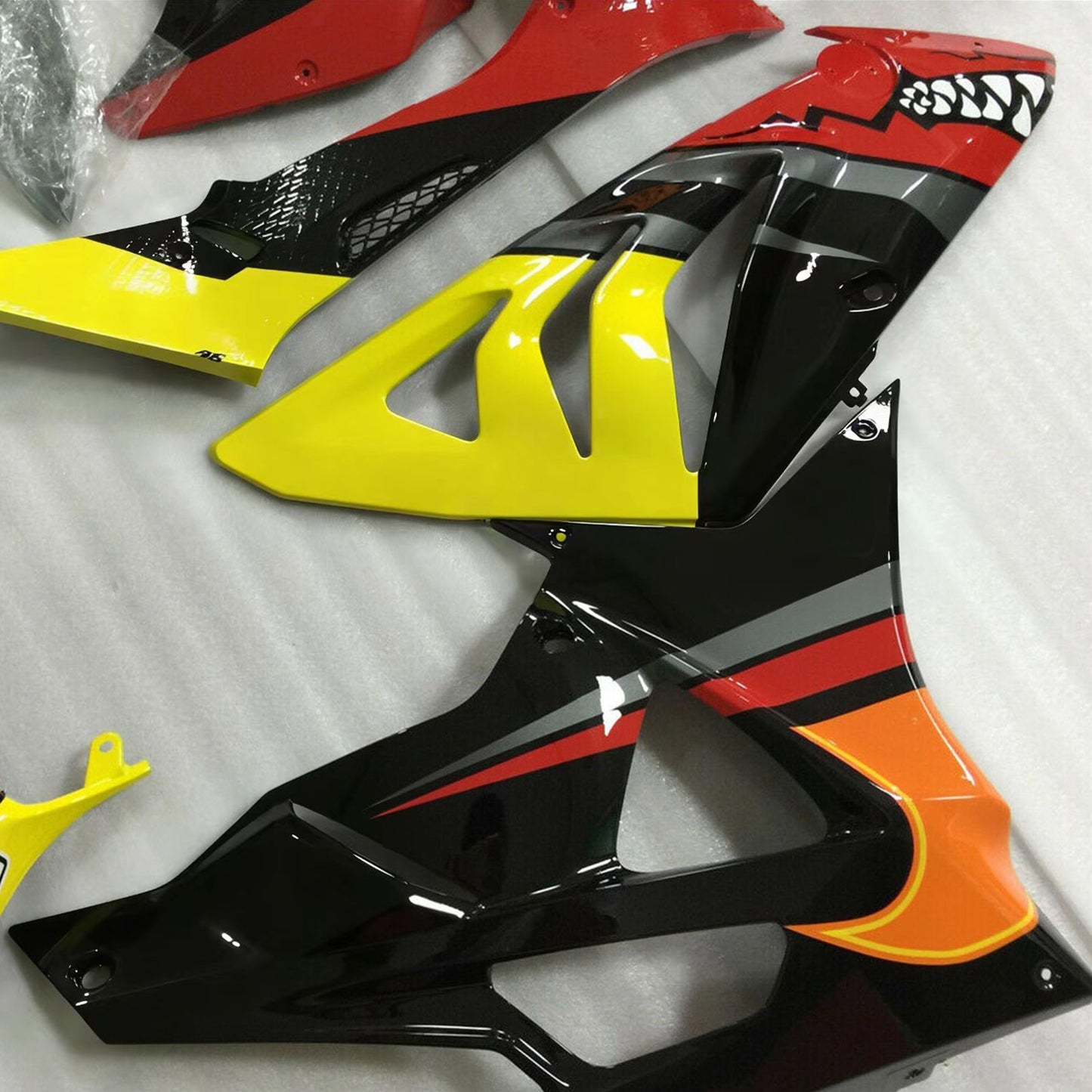 Amotopart 2009-2014 BMW S1000RR Red & Yellow Faction Kit