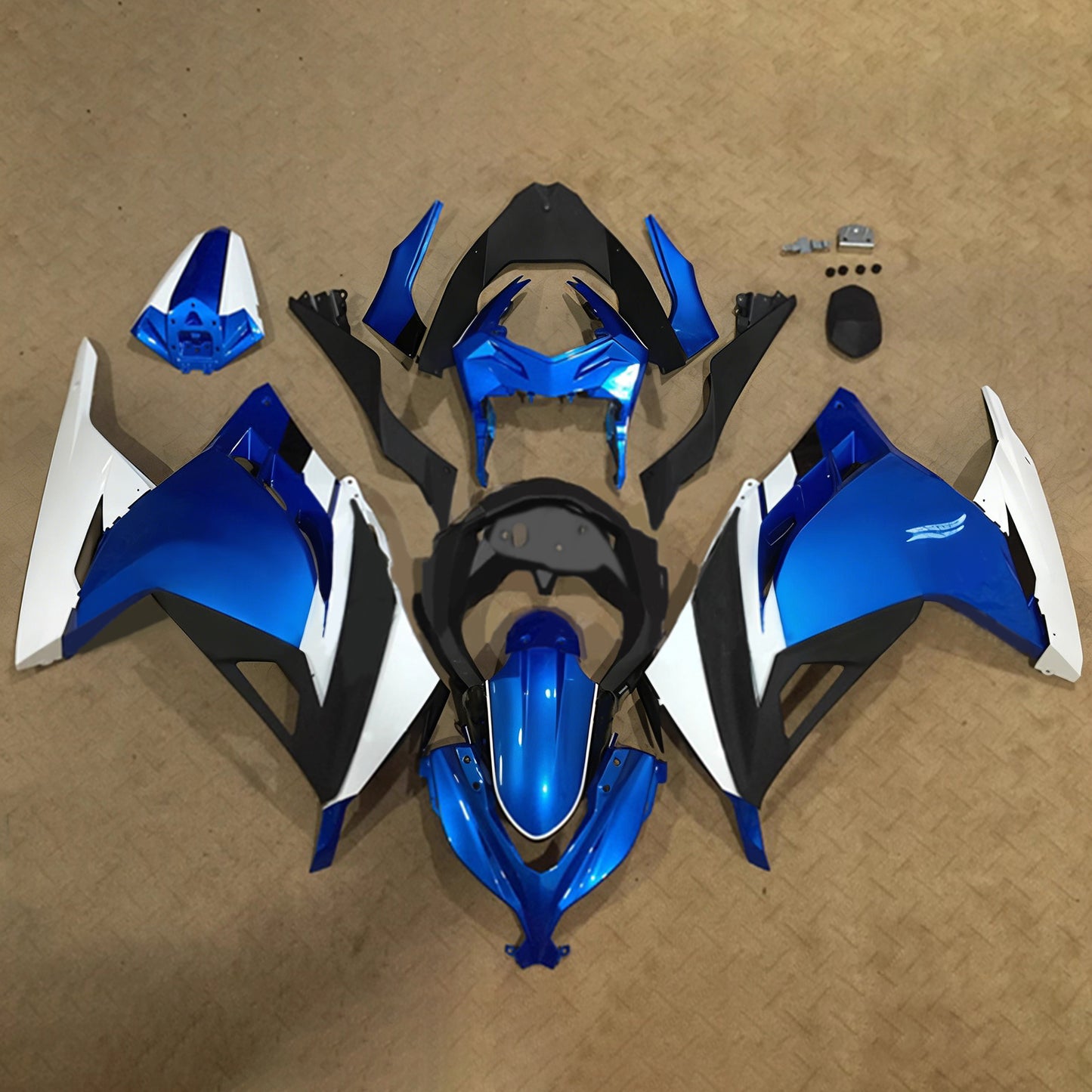 Kit carenatura iniezione in plastica ABS adatto per Kawasaki EX300 Ninja300 2013-2024