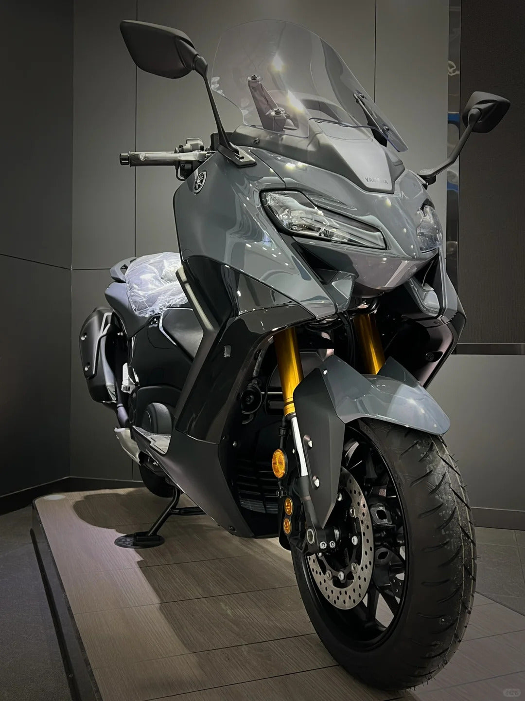 Carrozzeria kit carenatura iniezione Yamaha TMAX560 2022-2024