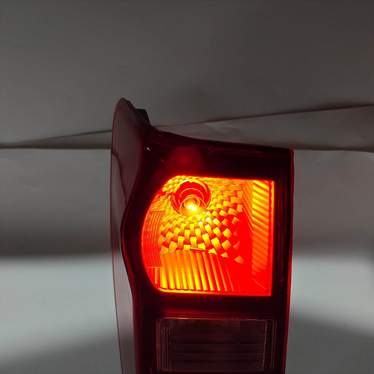 Fanale posteriore sinistro per Isuzu D-Max 2012-2019