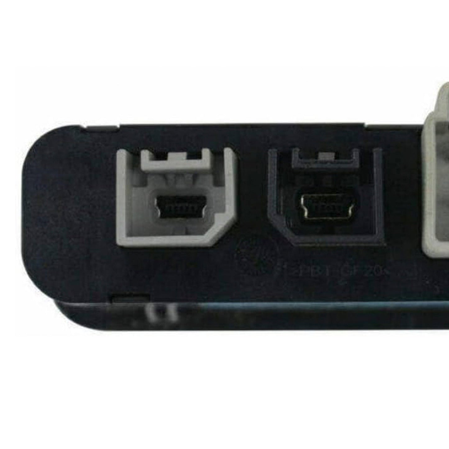 Chrysler Dodge Media Hub 2017-2023 Porta USB di ricarica ausiliaria 68294075AA