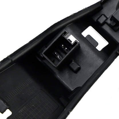 Supporto lampadina luce posteriore destra AUDI Q3 2012-2018 8U0945222