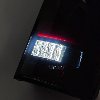 Gruppo ottico posteriore a LED sinistro e destro per Toyota Hiace 2005-2018