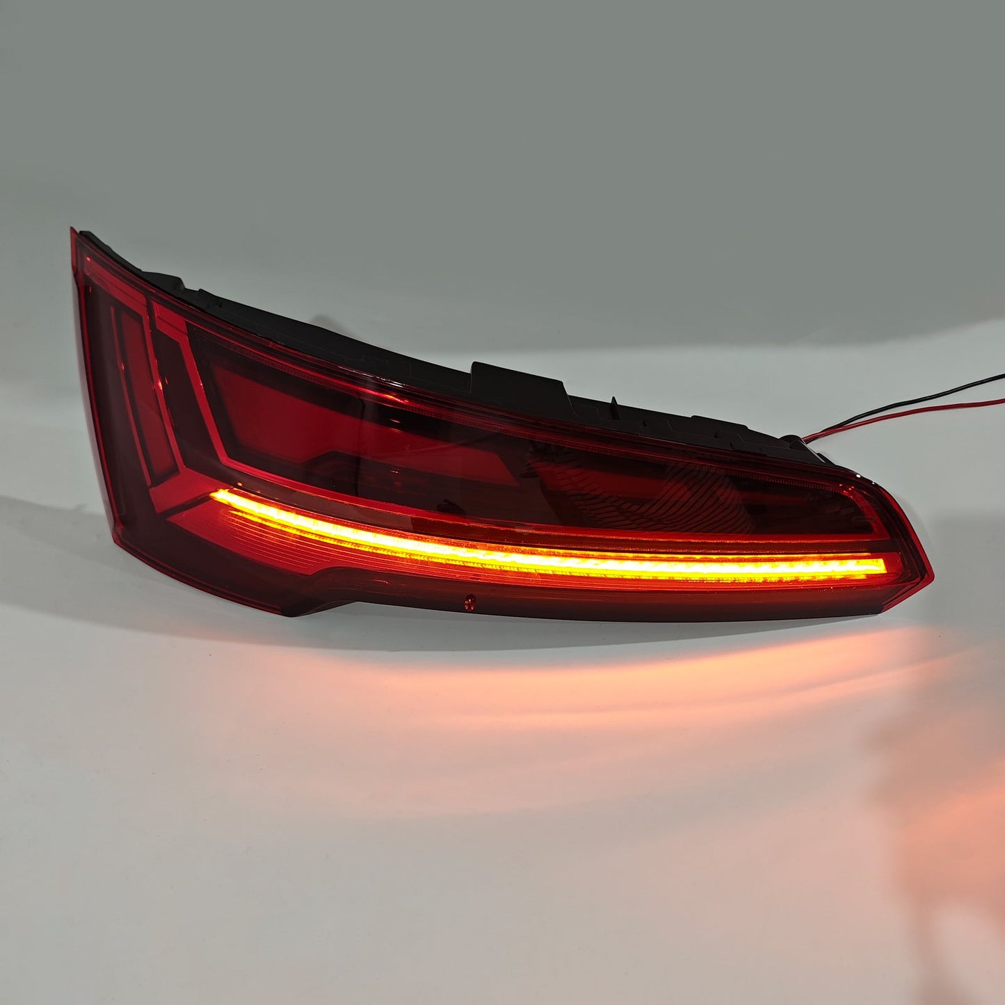 Fanale posteriore sinistro+destro a LED per Audi Q5 MK2 FACELIFT 2021-2024 LED 5 PIN
