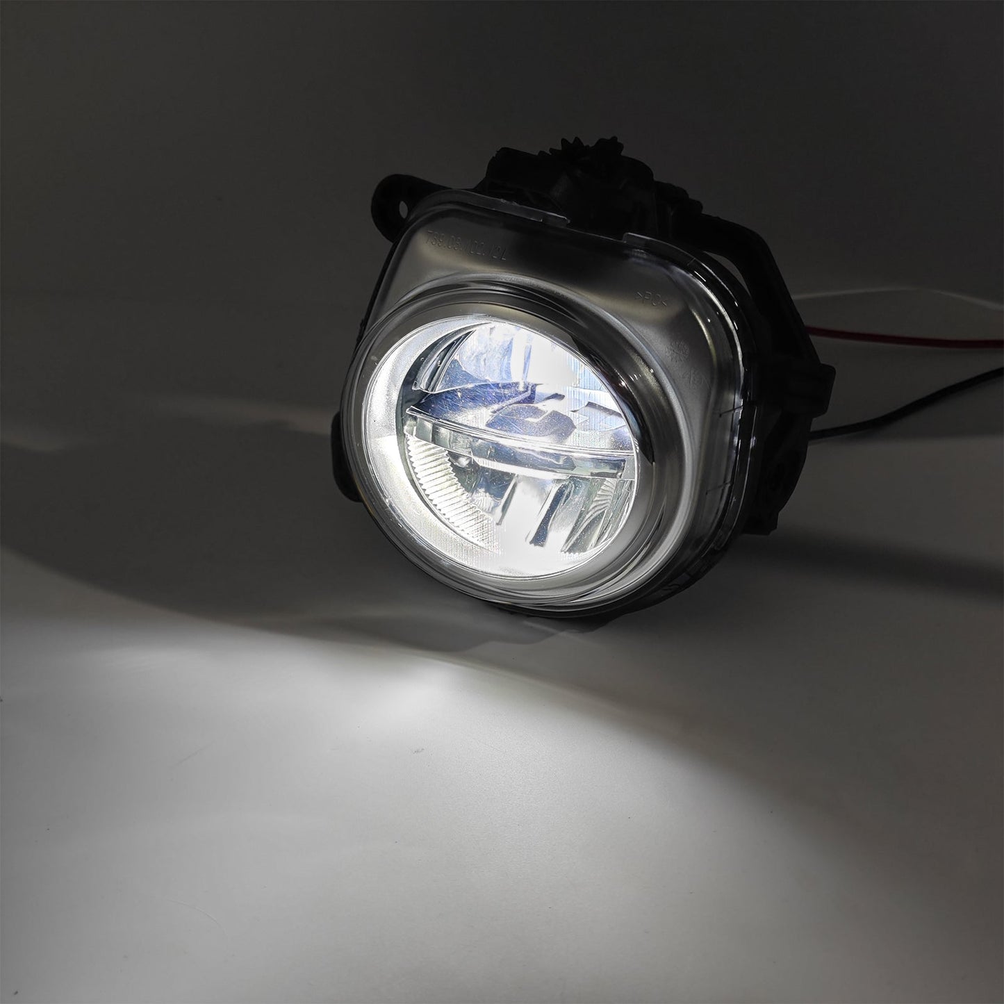 Coppia di fendinebbia anteriori a LED per BMW X3 F25 X4 F26 X5 F15 X6 F16 63177317252