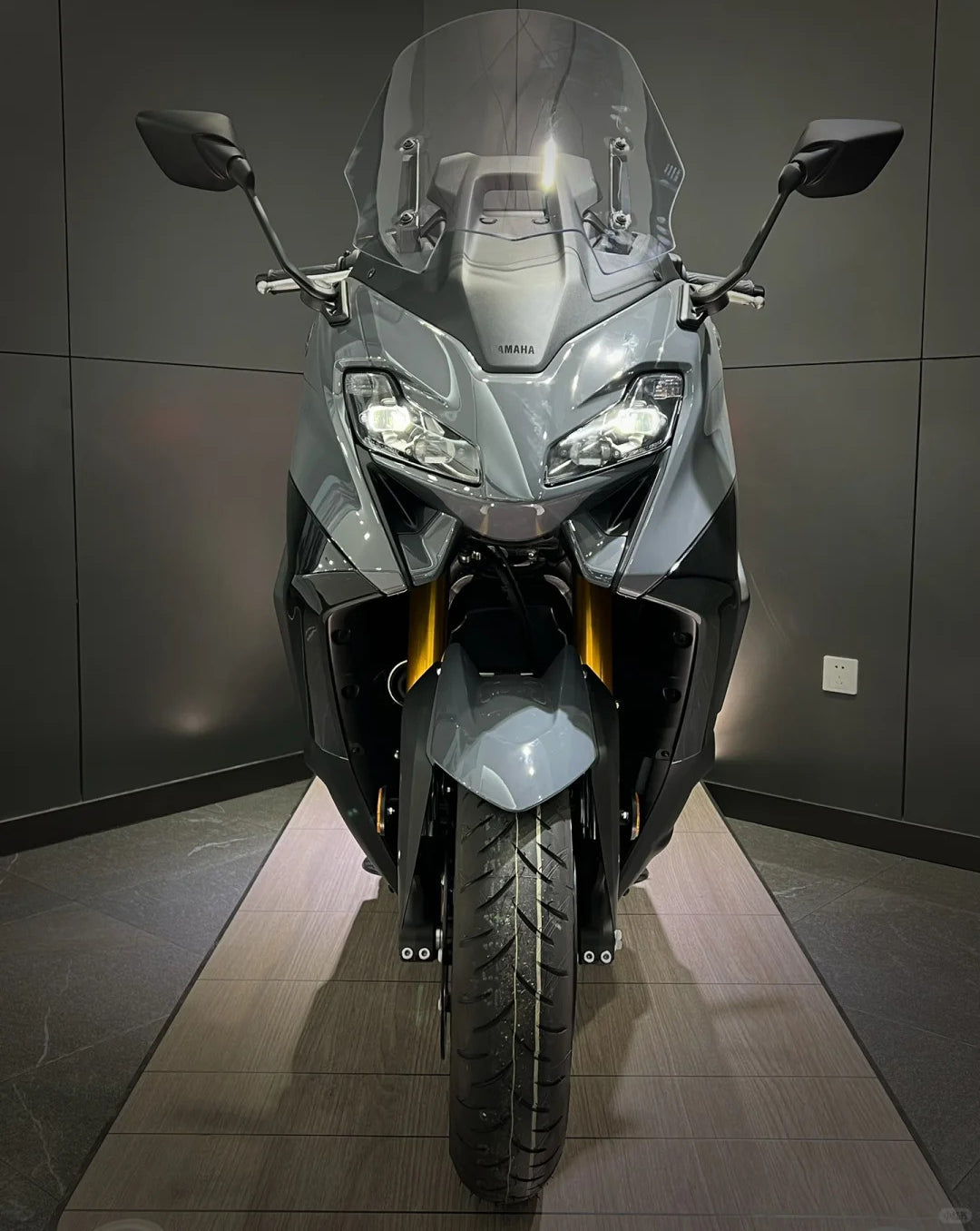 Carrozzeria kit carenatura iniezione Yamaha TMAX560 2022-2024
