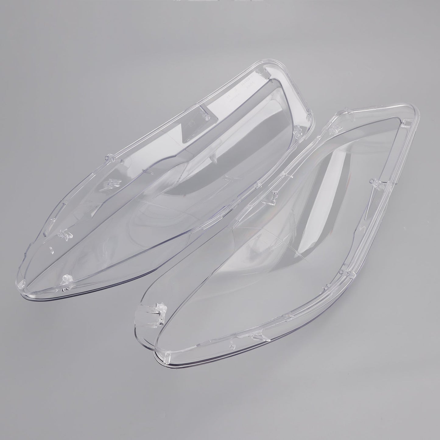 2009-2017 Per BMW Serie 5 F10 F11 Copertura in plastica per faro sinistro e destro con kit di guarnizioni 171425-02 63117271912