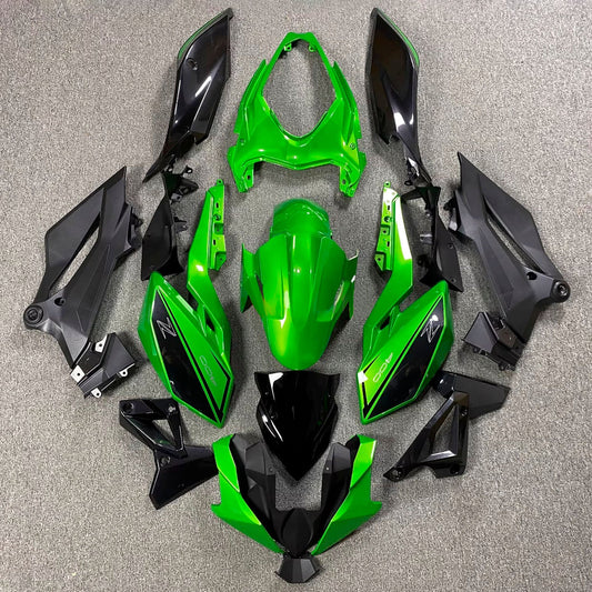 Kit carenatura iniezione in plastica ABS adatto per Kawasaki Z400 2018-2024
