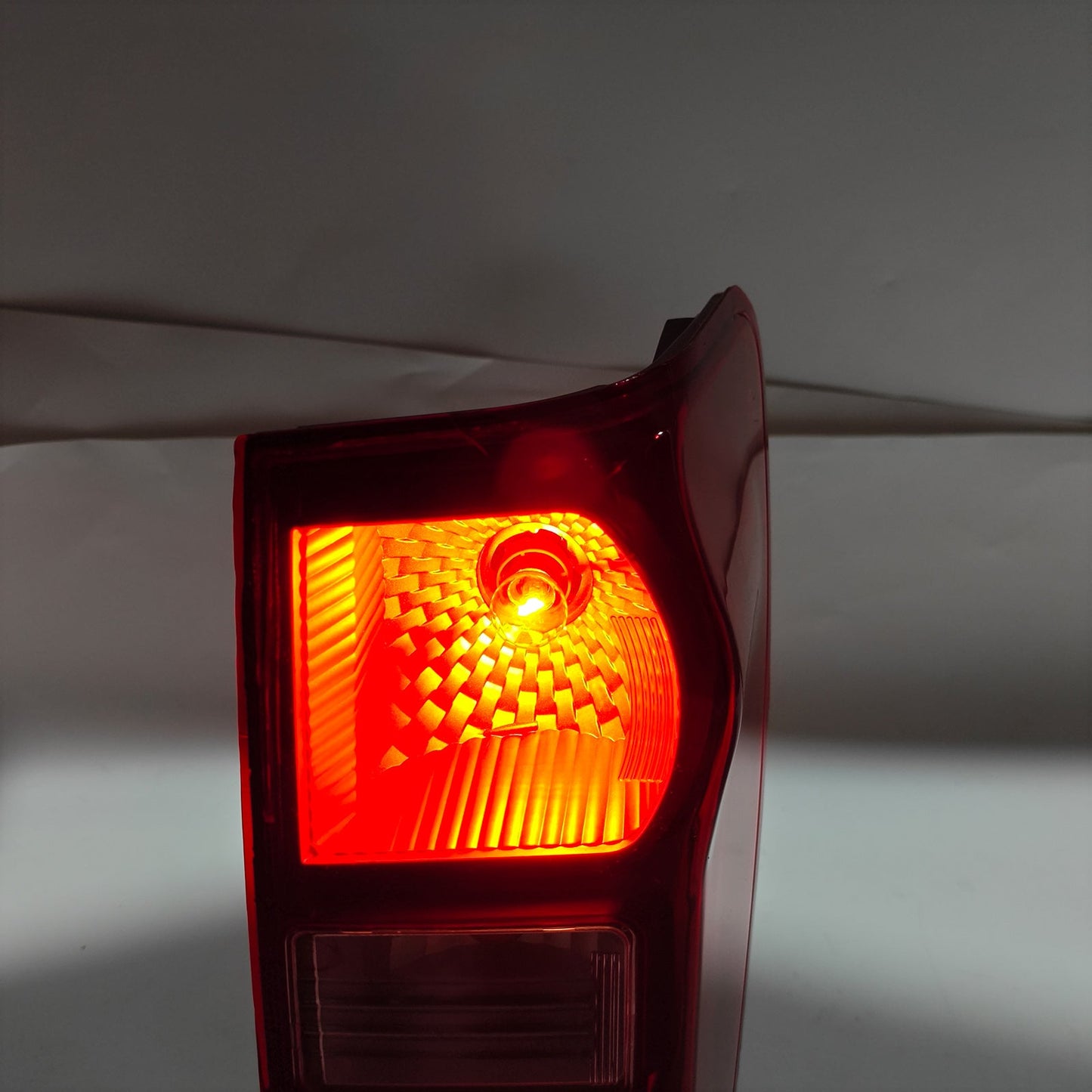 Fanale posteriore destro per Isuzu D-Max 2012-2019