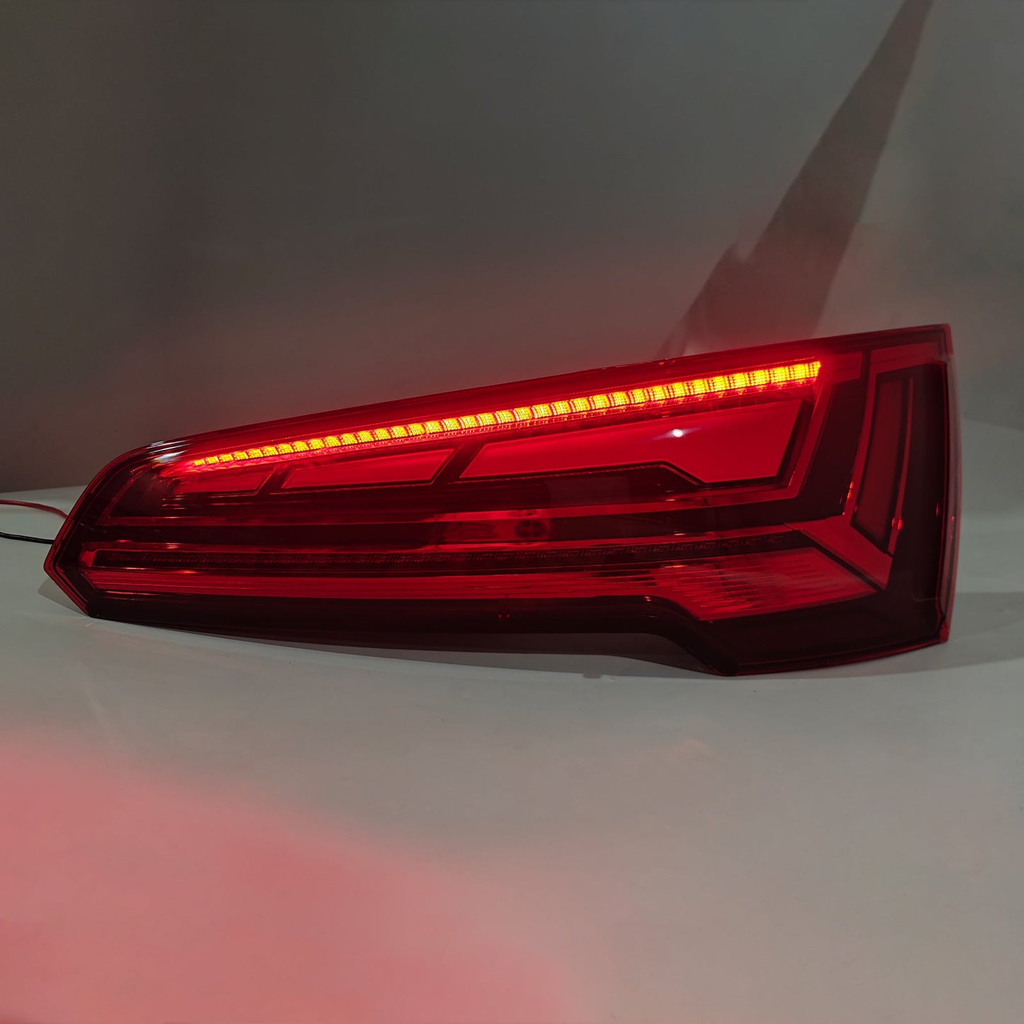 Fanale posteriore destro a LED per Audi Q5 MK2 FACELIFT 2021-2024 LED 5 PIN