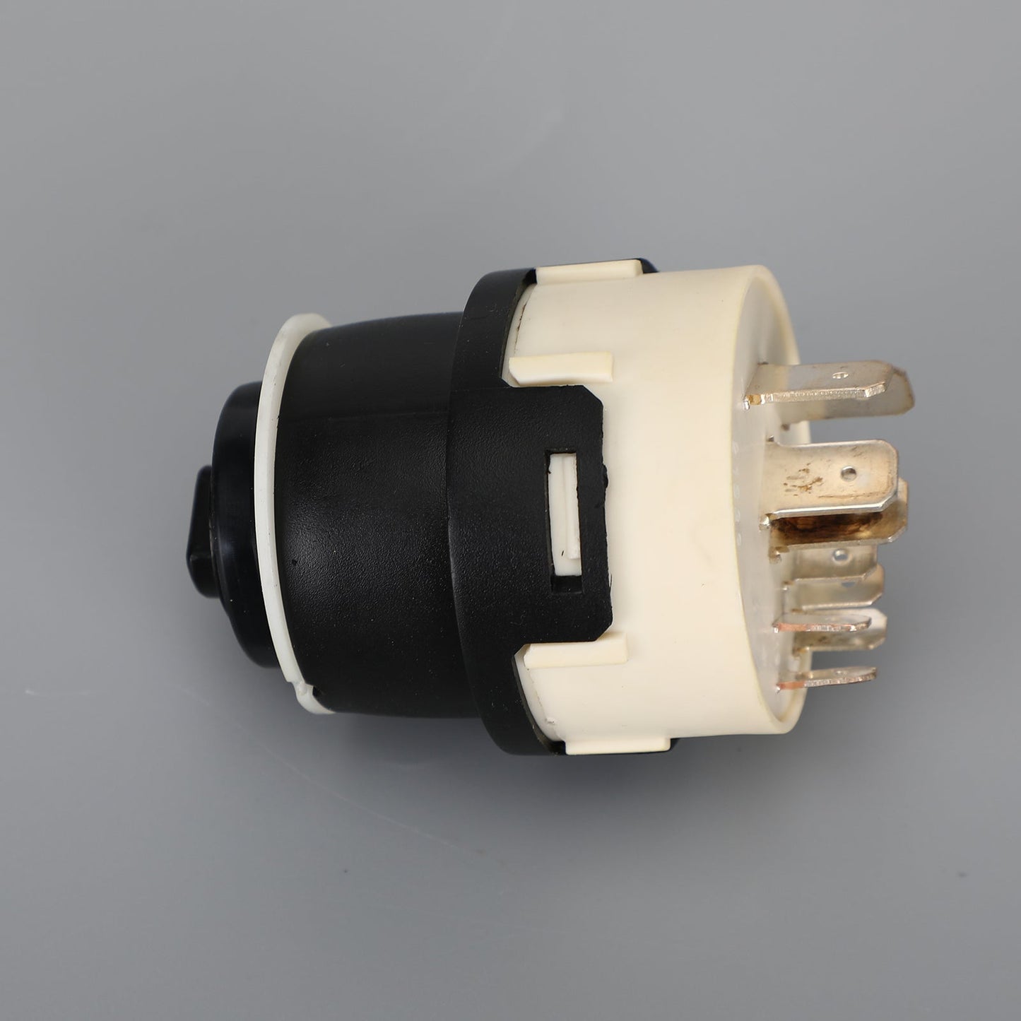 Interruttore di accensione per attrezzature pesanti 65511440 per Terex con 2 chiavi