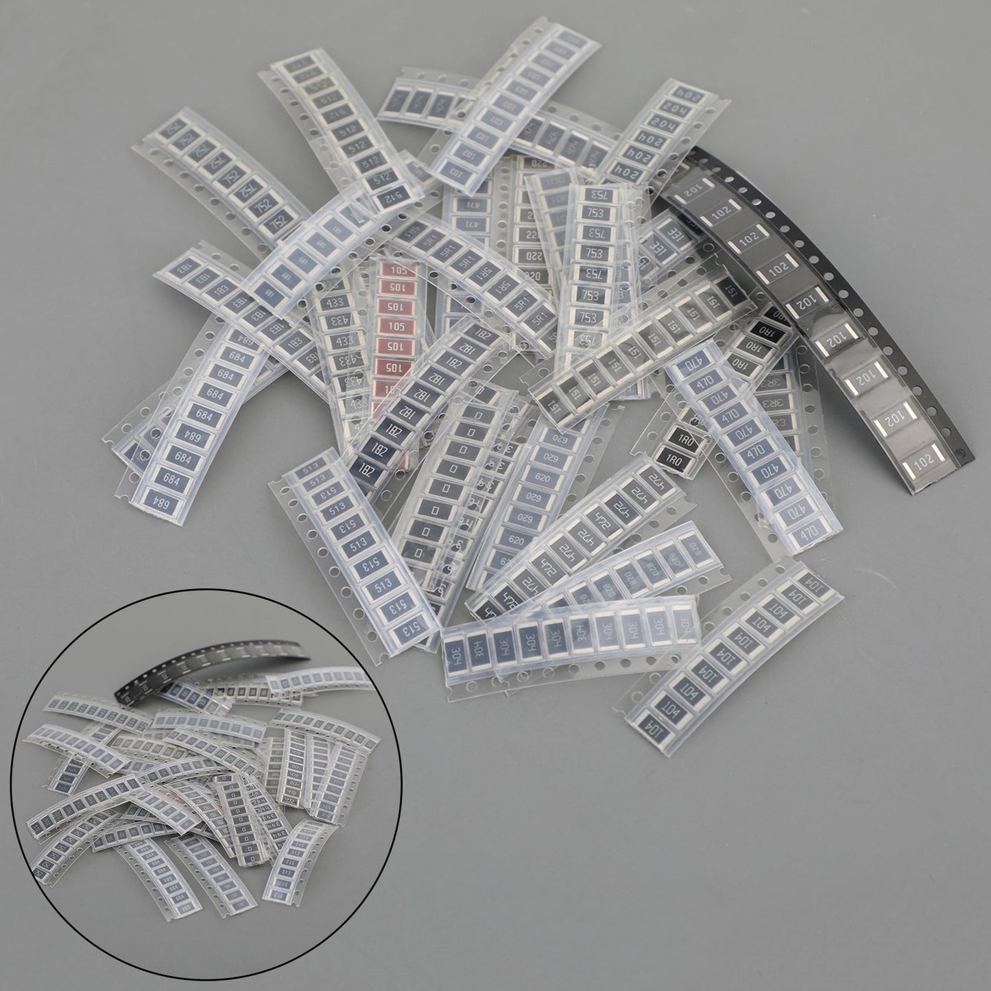 1210/2010/2512/1812 Kit resistori SMD assortiti 1R-1M Ohm 5% 33 valori