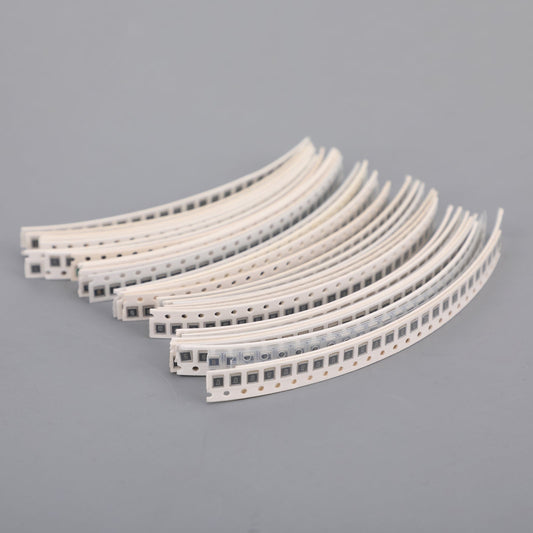 1210/2010/2512/1812 Kit resistori SMD assortiti 1R-1M Ohm 5% 33 valori