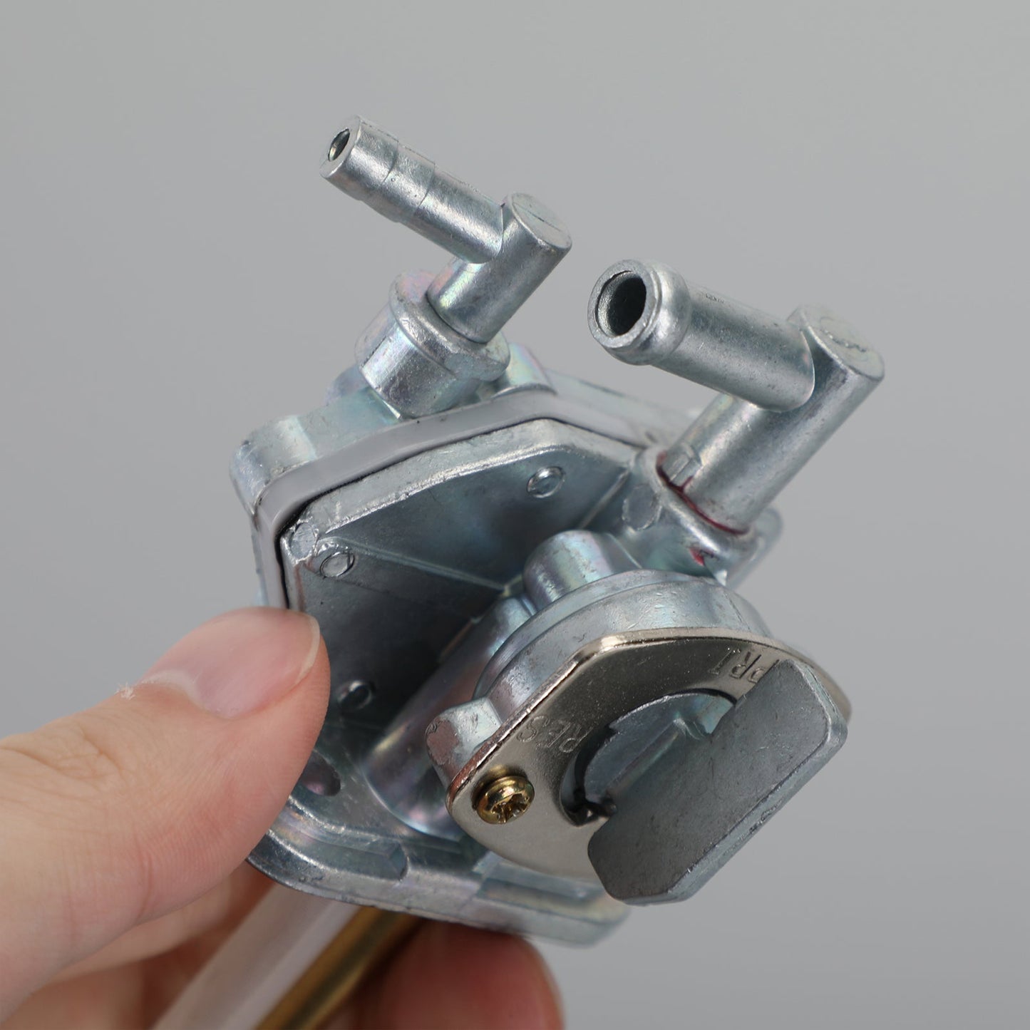 Gas Serbatoio Carburante Rubinetto Valvola Petcock fit per Suzuki DR650 DR650S DR650SE 44300-32E00 Generico