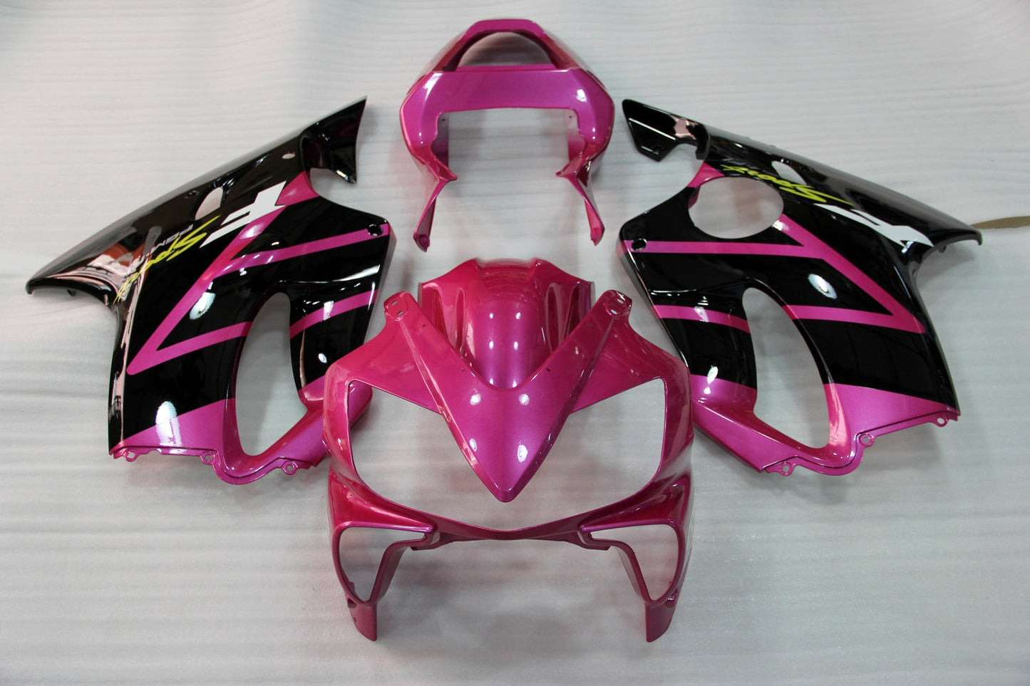 Amotopart 2001-2003 Honda CBR600F4I Cladding Pink & Black Kit