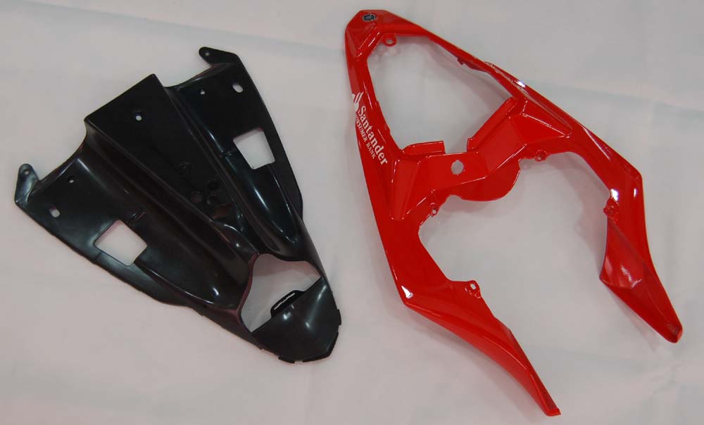 Carene 2009-2011 Yamaha YZF-R1 Rosso Nero Santander Bank R1 Generico